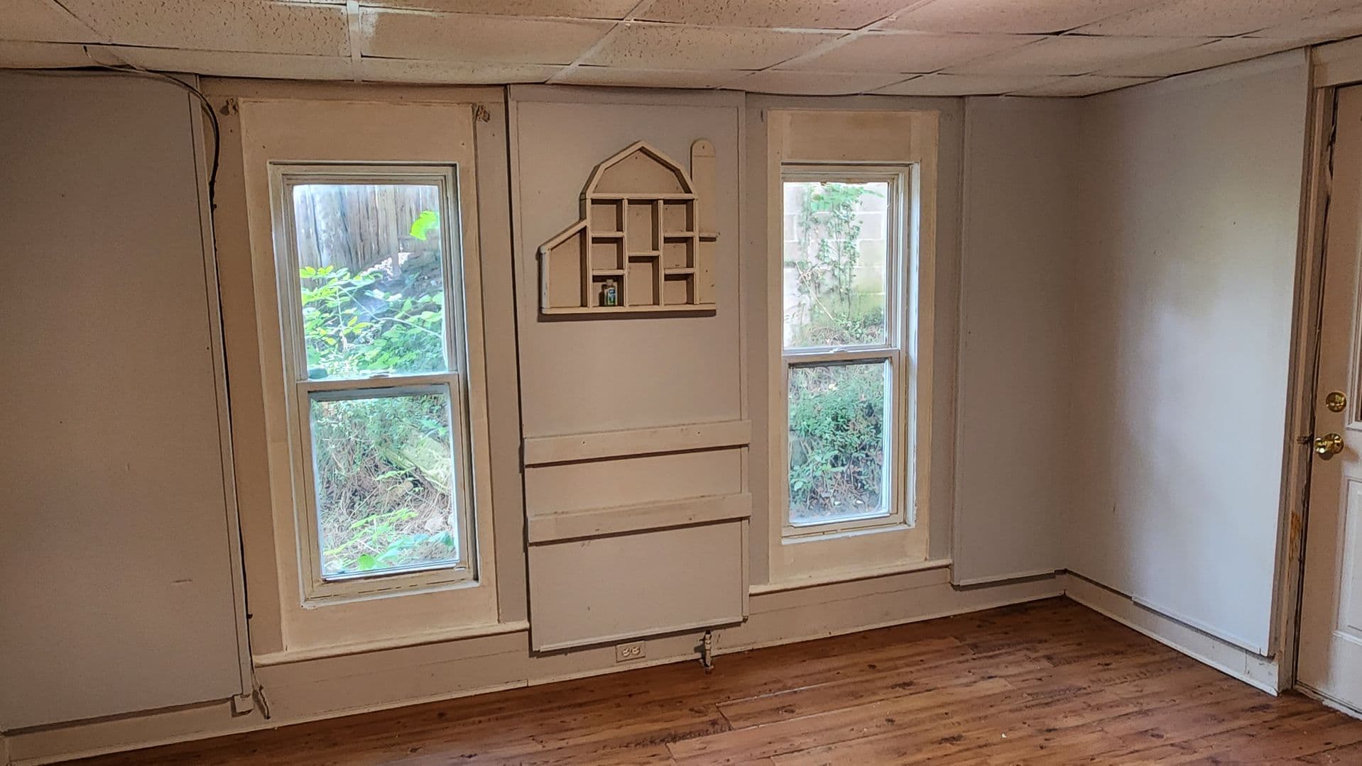 Bradford Apartment: 137 South Avenue