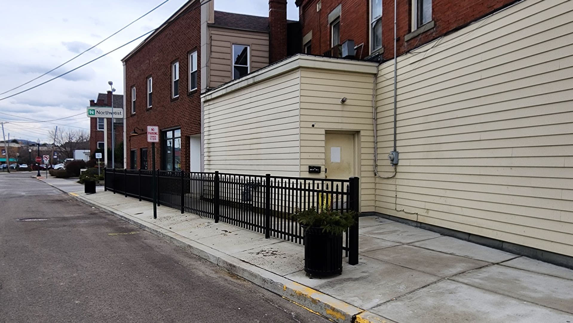 Bradford Apartment: 26 Pine Street
