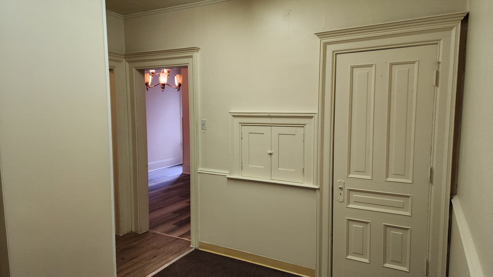Bradford Apartment: 26 Pine Street