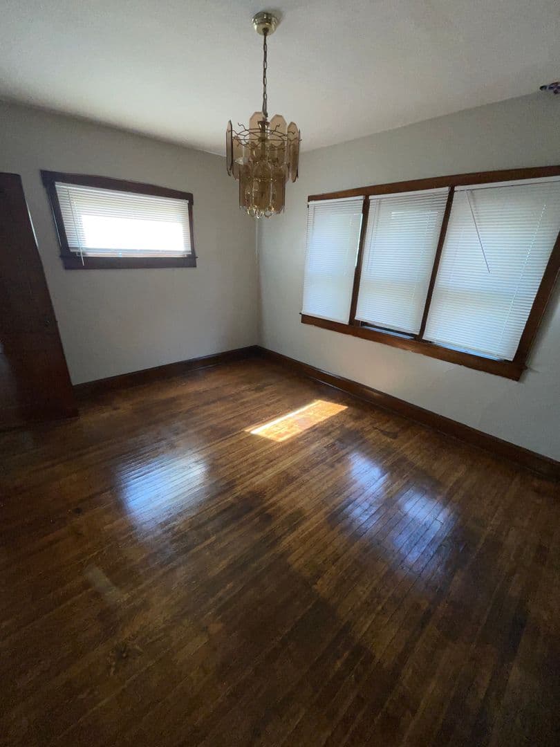 Indianapolis House: 609 West 32nd Street