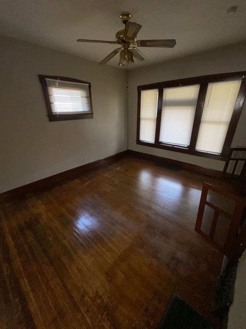 Indianapolis House: 609 West 32nd Street