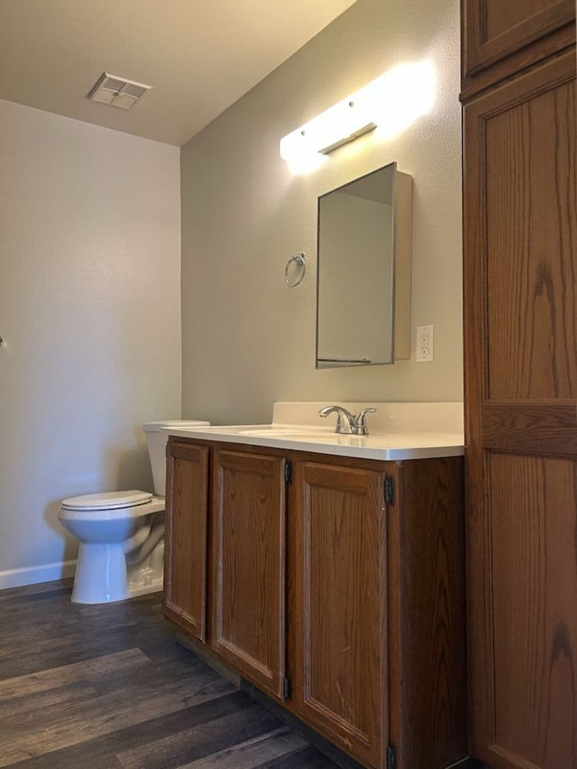 Ridgecrest Apartment: 425  Rick Ct.