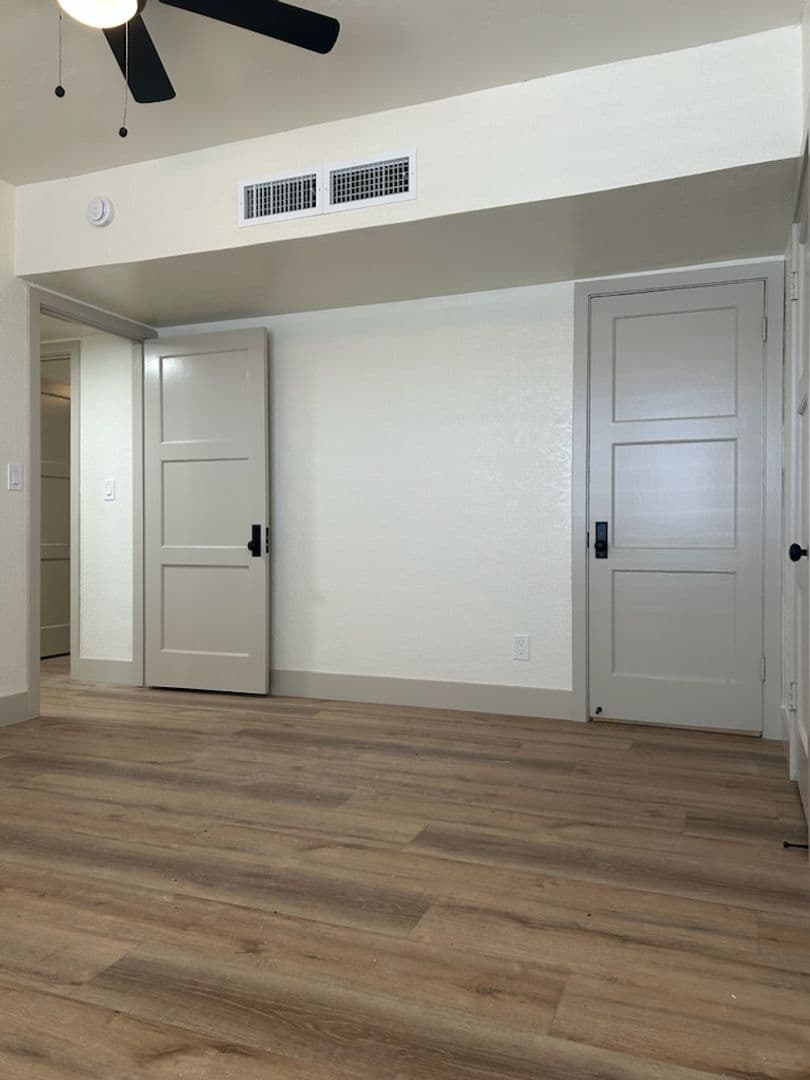 Ridgecrest Apartment: 112 S. Valley St.