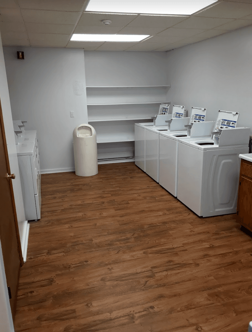 Tyrone Apartment: 1051-1055 Pennsylvania Ave