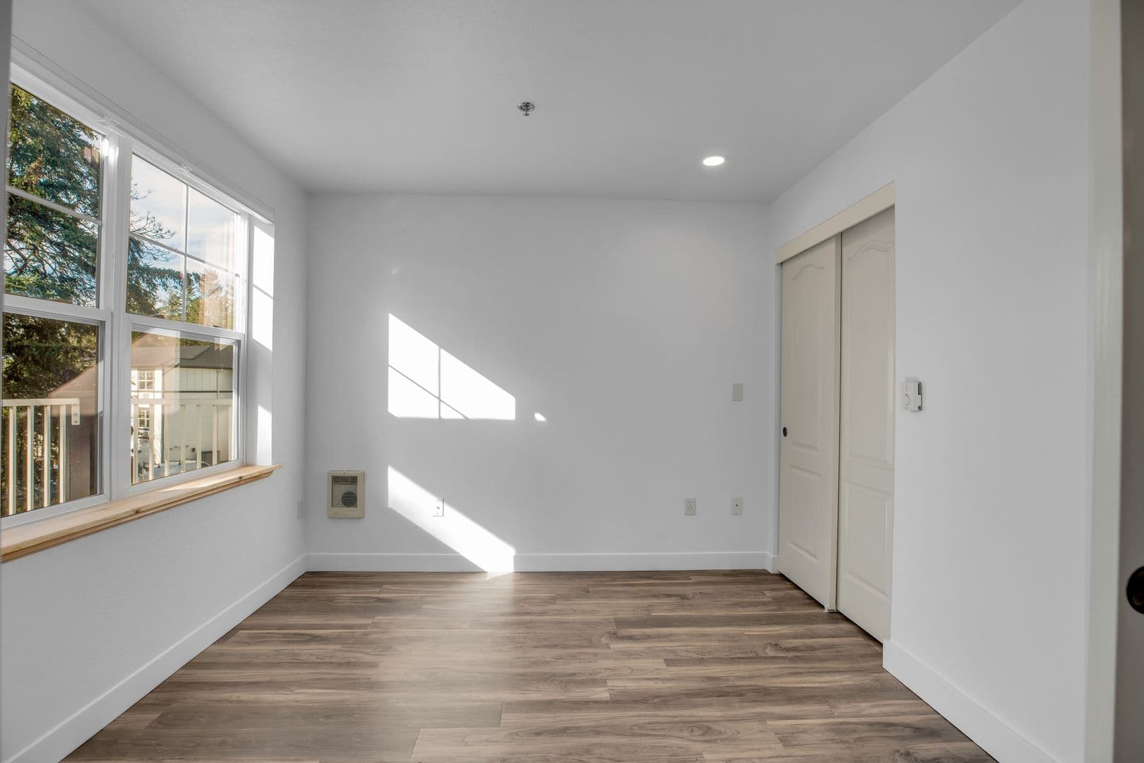 Troutdale Apartment: 1323 SW Cherry Park Road