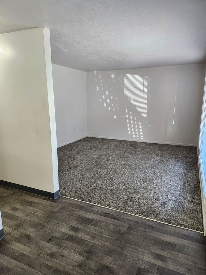 Beaverton Apartment: 8600 SW Scholls Ferry Rd