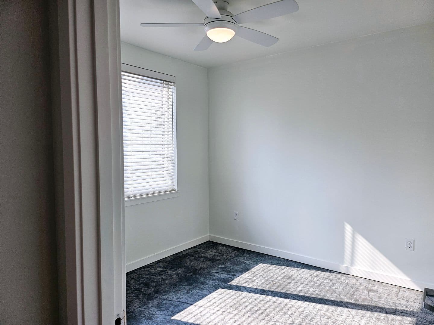 Portland Apartment: 1459 SE Ankeny St