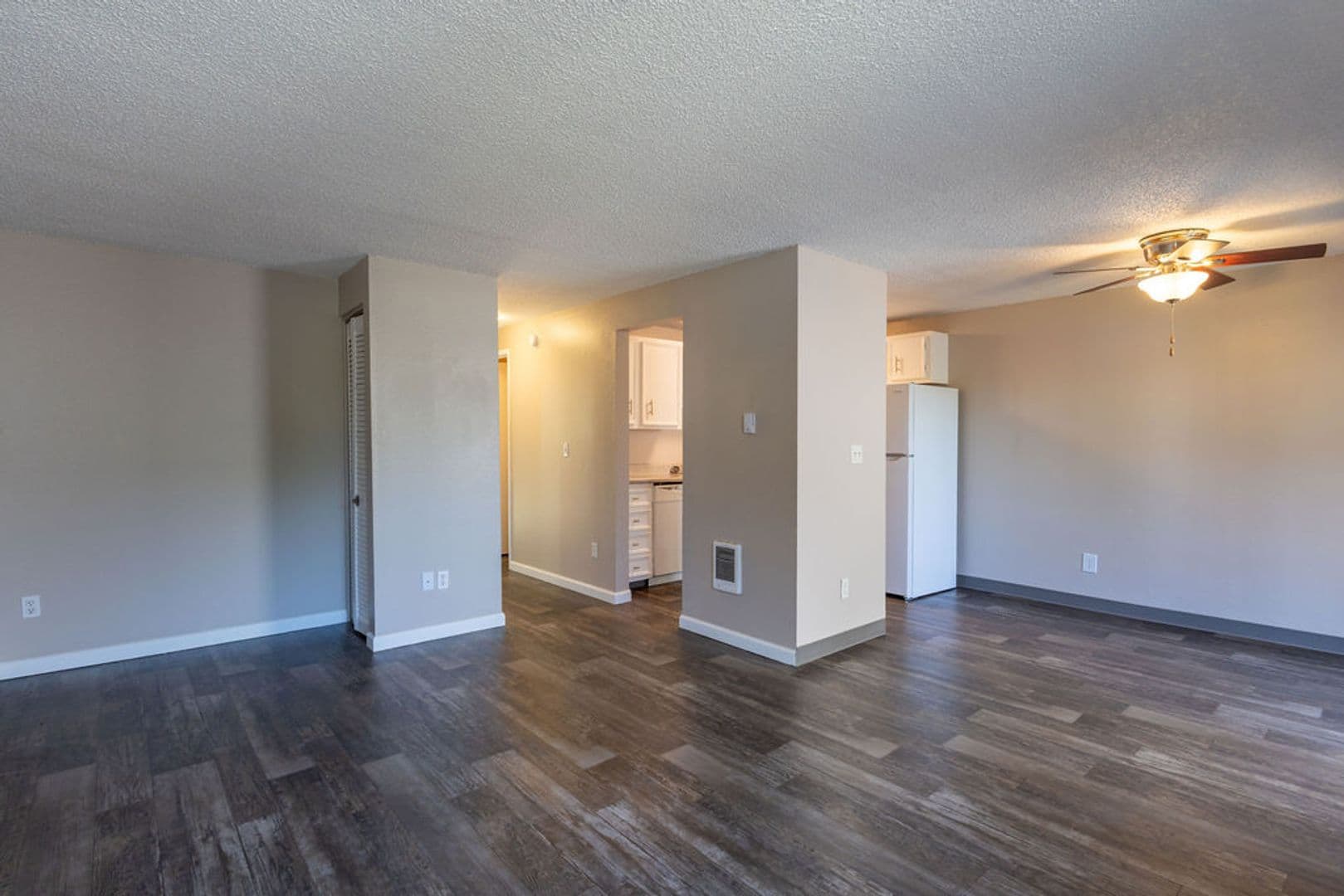 Portland Apartment: 3612 SE 28th Pl