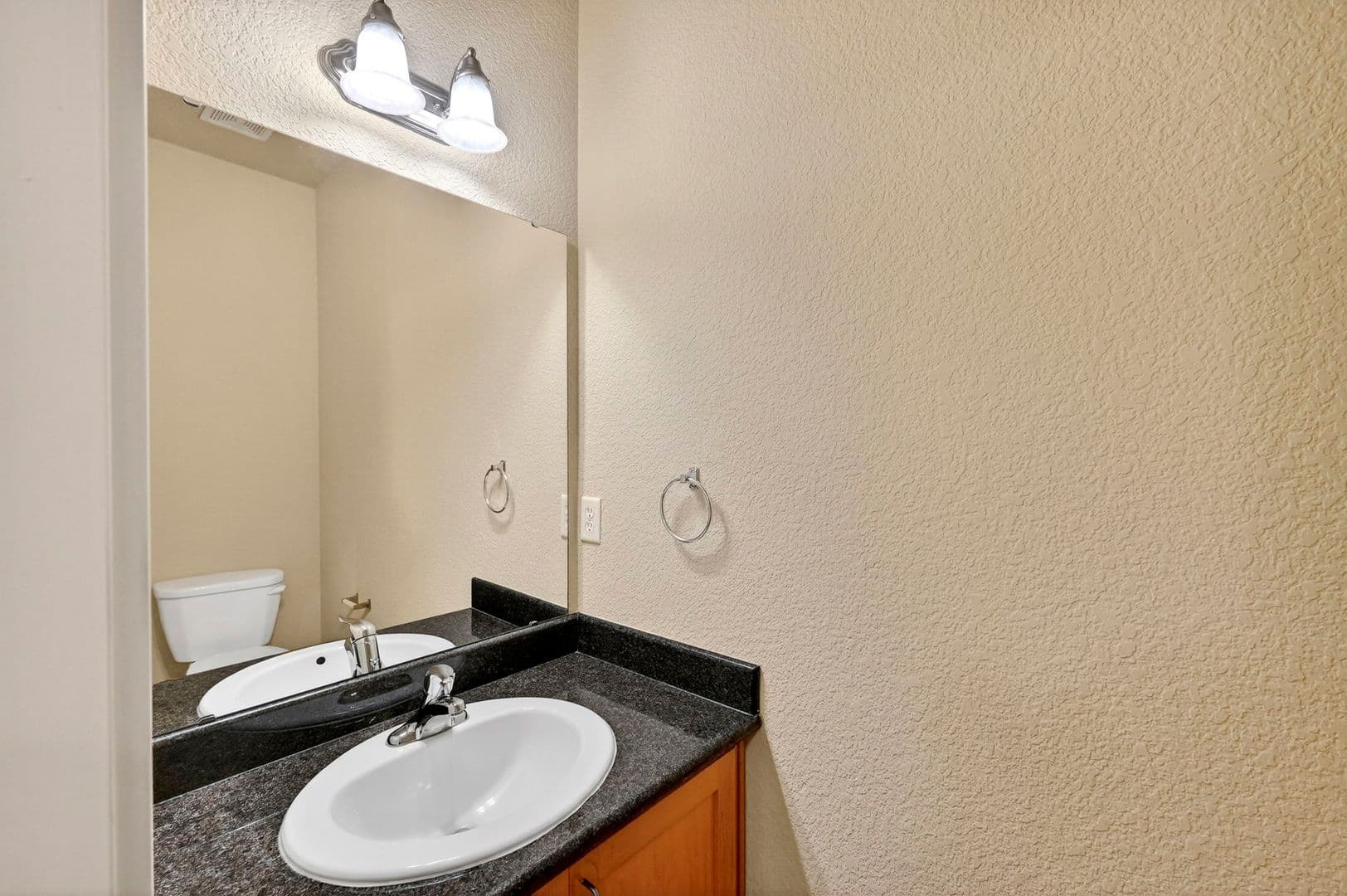 Gresham Townhome: 17218 - 17298 NE Glisan Street
