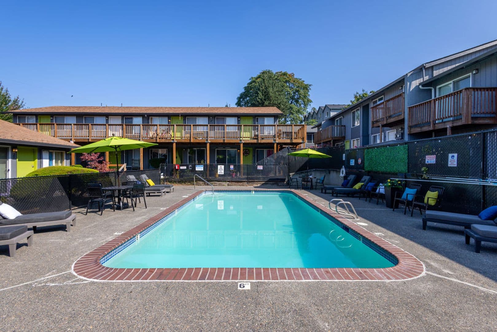 Portland Apartment: 3612 SE 28th Pl