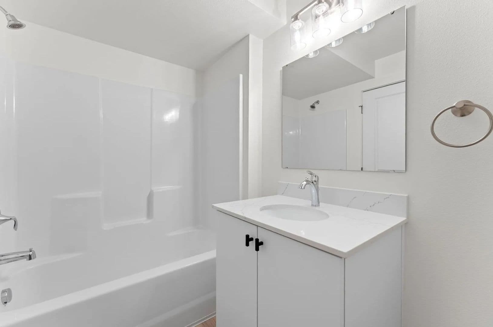 Portland Apartment: 1820 NE Davis Street