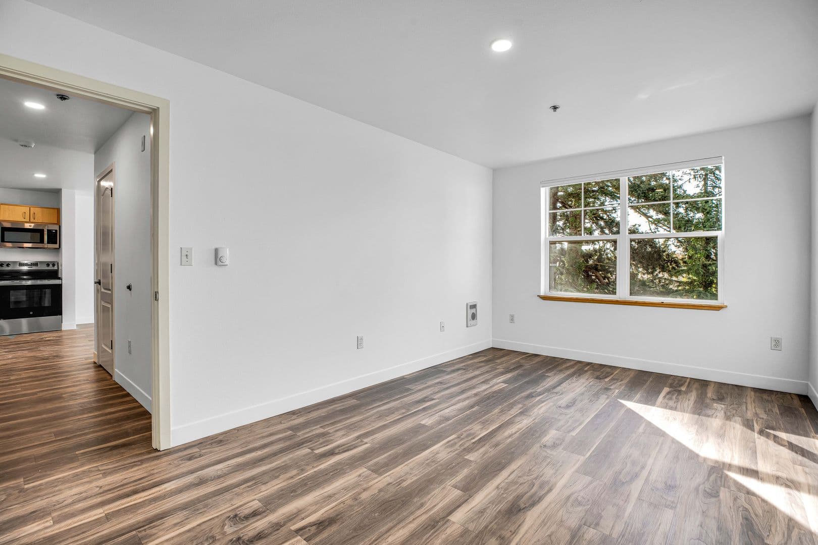 Troutdale Apartment: 1323 SW Cherry Park Road