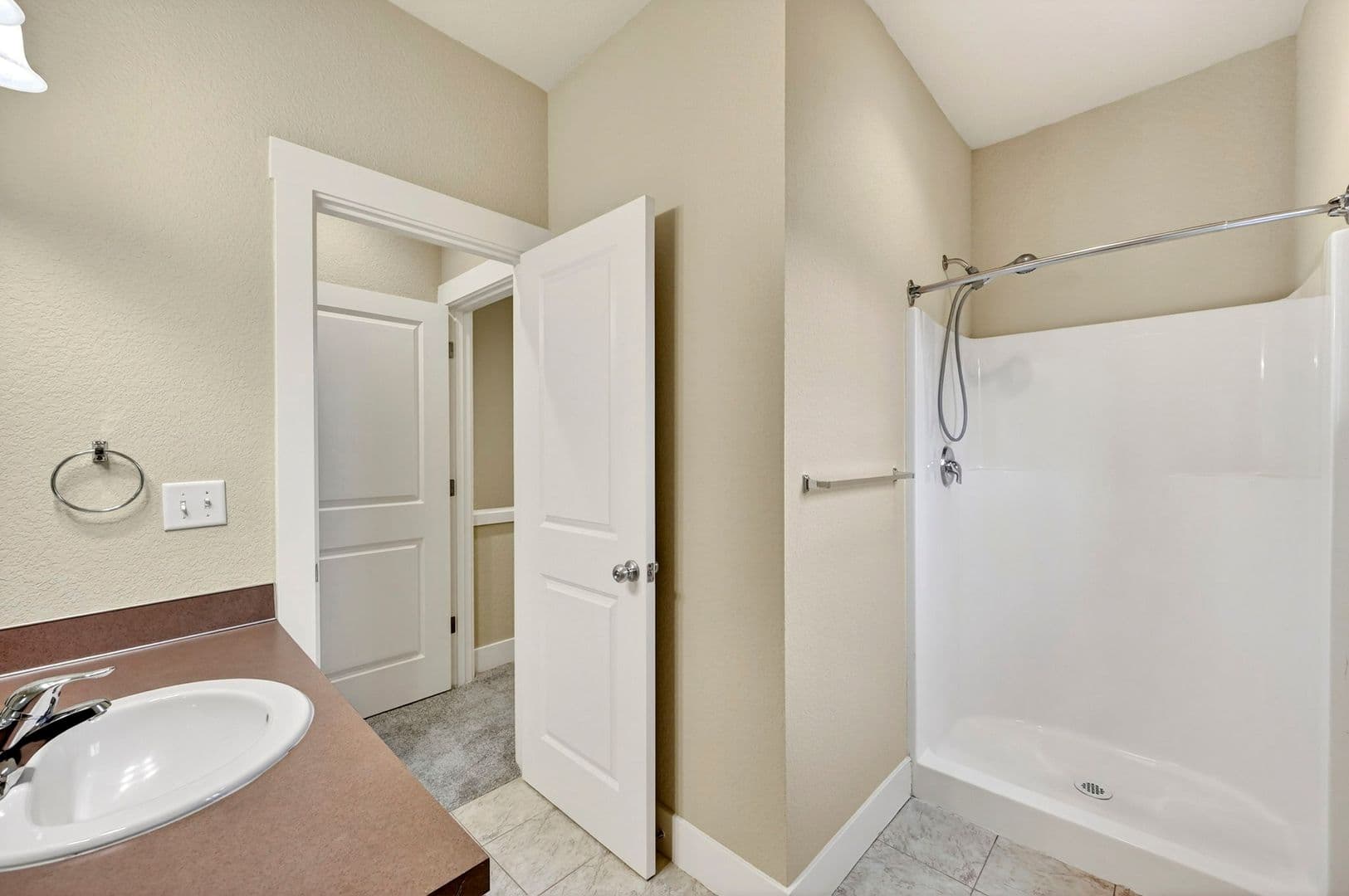 Gresham Townhome: 17218 - 17298 NE Glisan Street