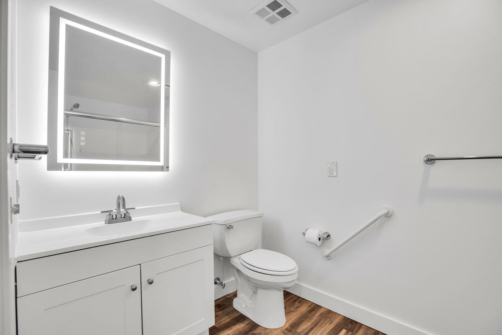 Troutdale Apartment: 1323 SW Cherry Park Road