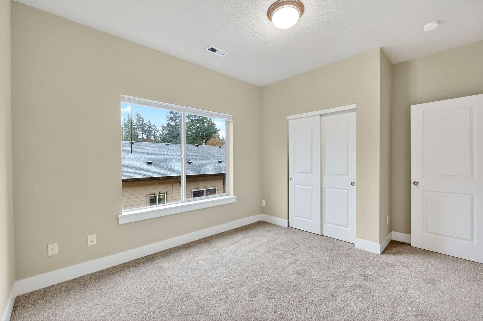 Gresham Townhome: 17218 - 17298 NE Glisan Street