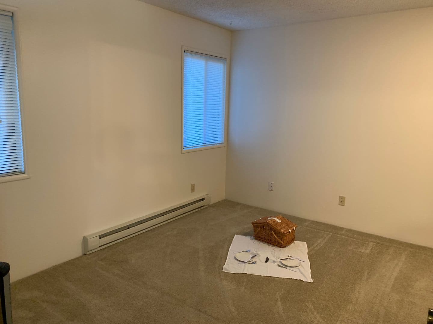 Portland Apartment: 6640 SW Capitol Highway
