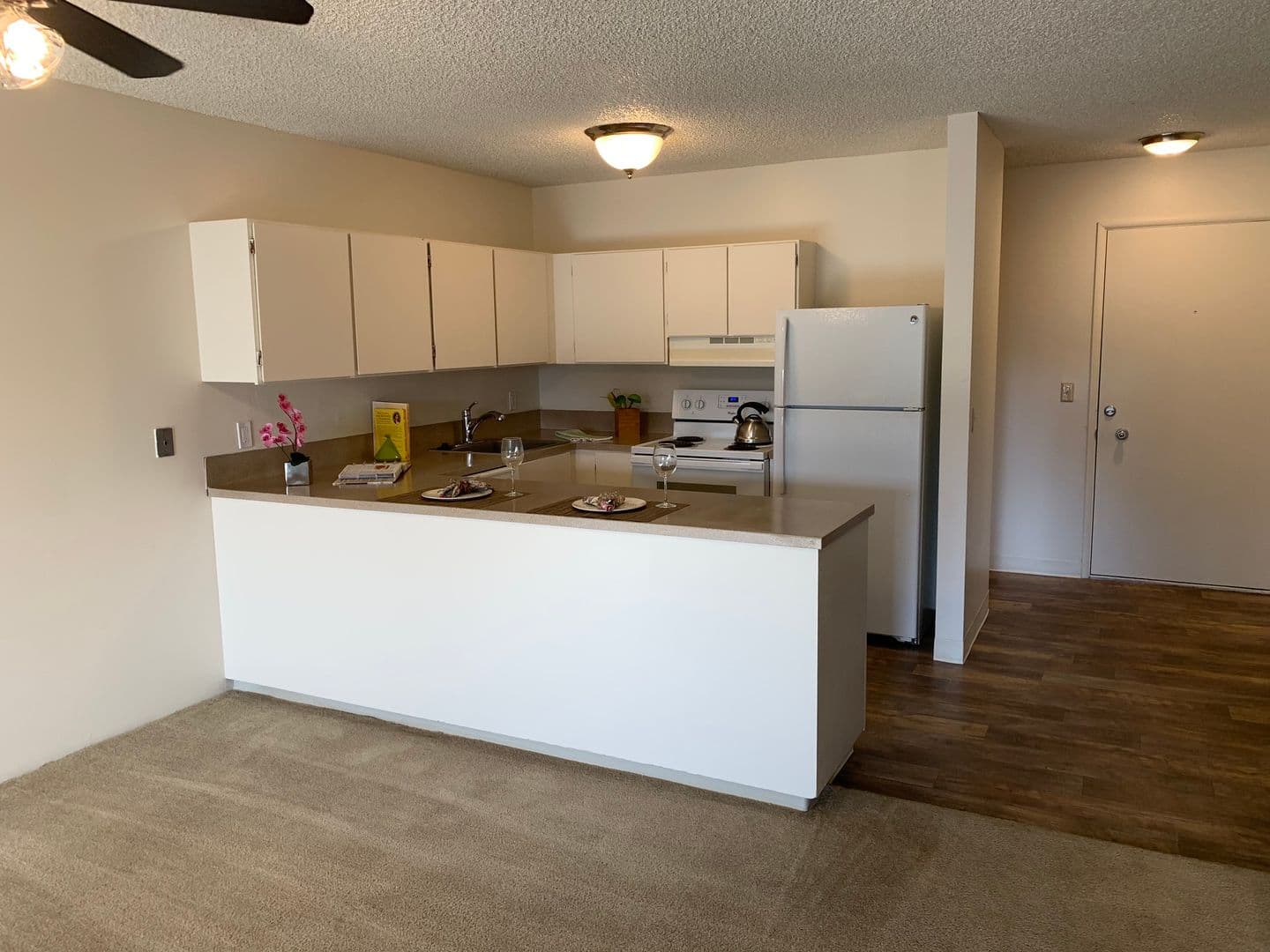Portland Apartment: 6640 SW Capitol Highway