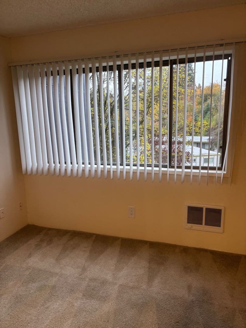 Portland Apartment: 6640 SW Capitol Highway