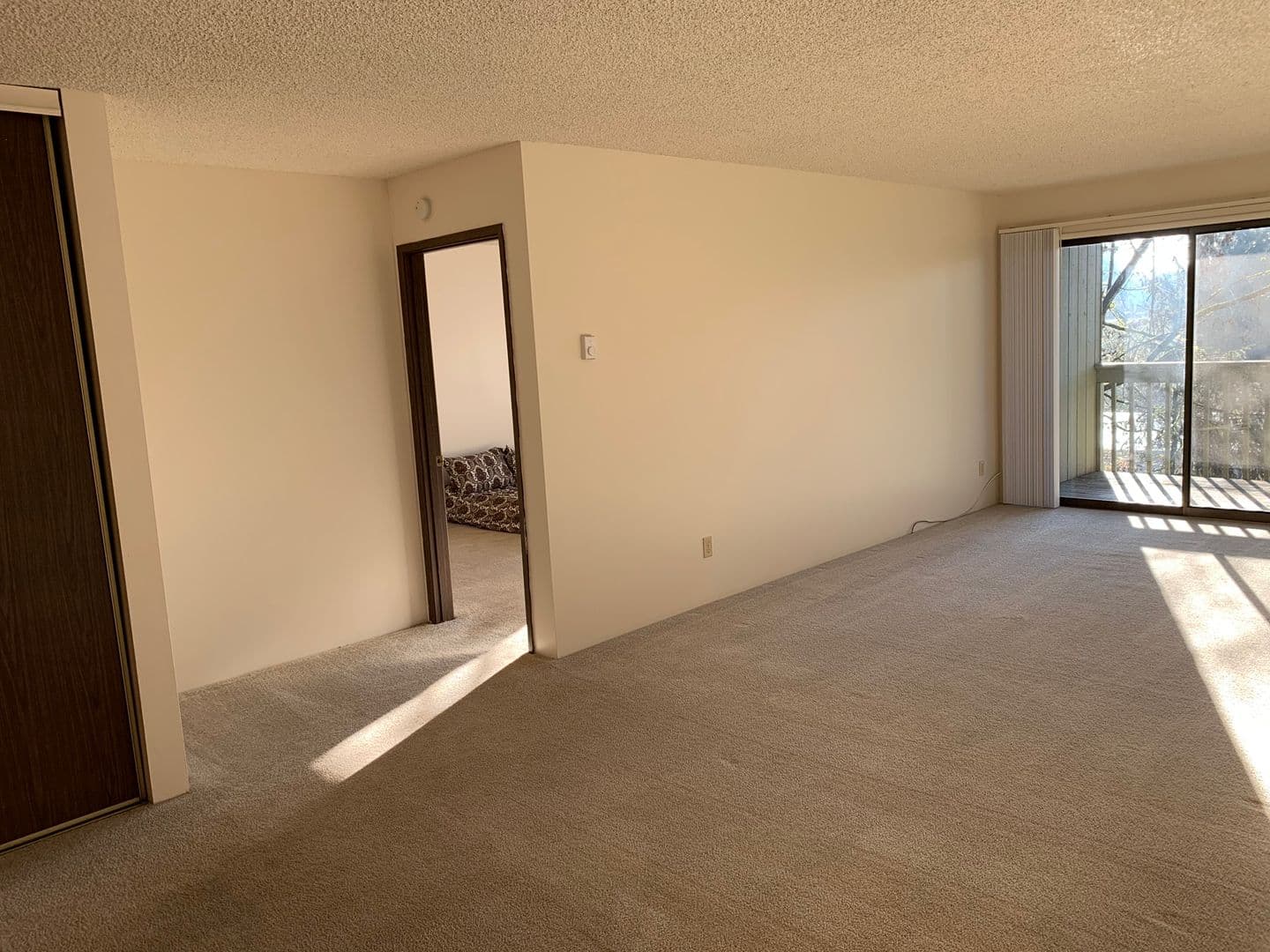 Portland Apartment: 6640 SW Capitol Highway