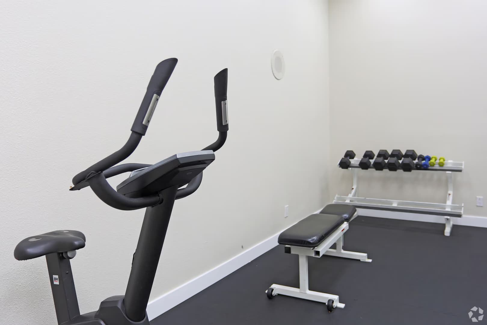 Gresham Apartment: 24050 SE Stark St