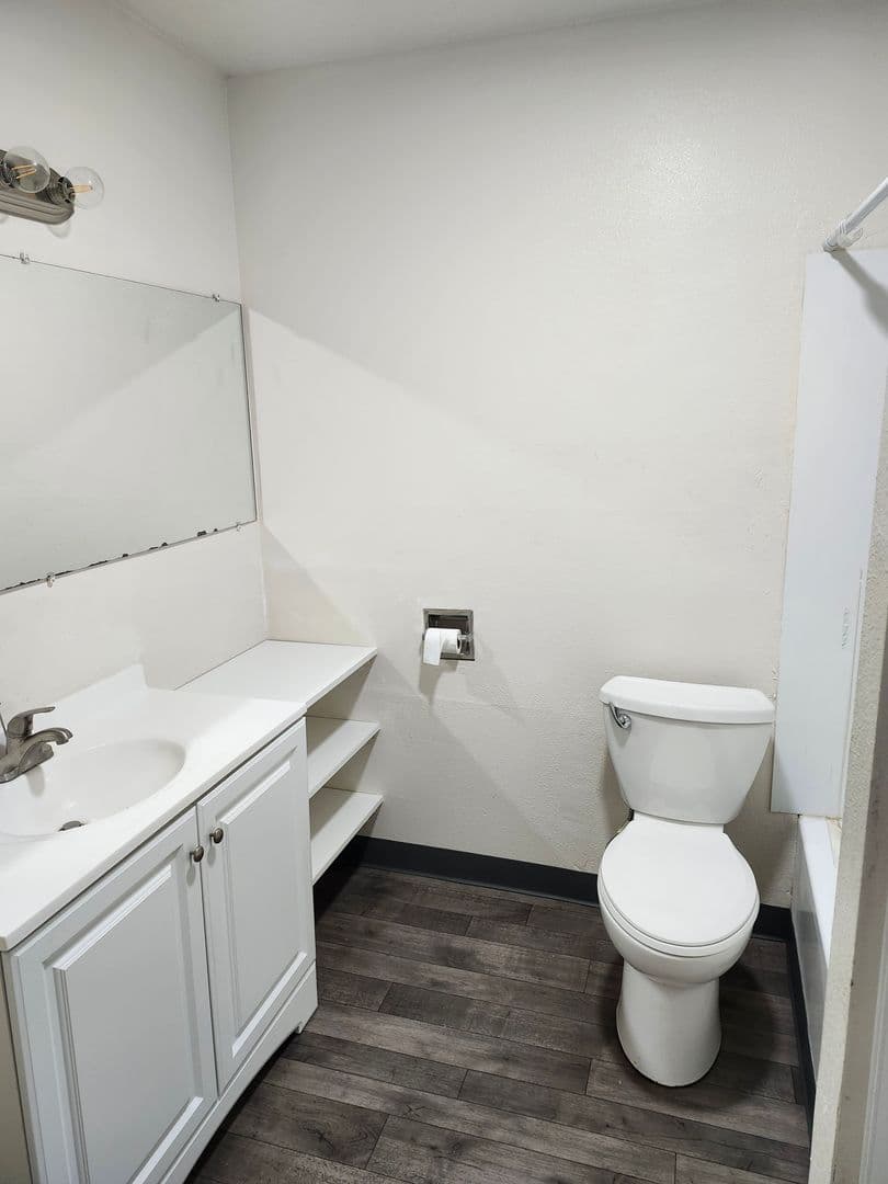 Beaverton Apartment: 8600 SW Scholls Ferry Rd