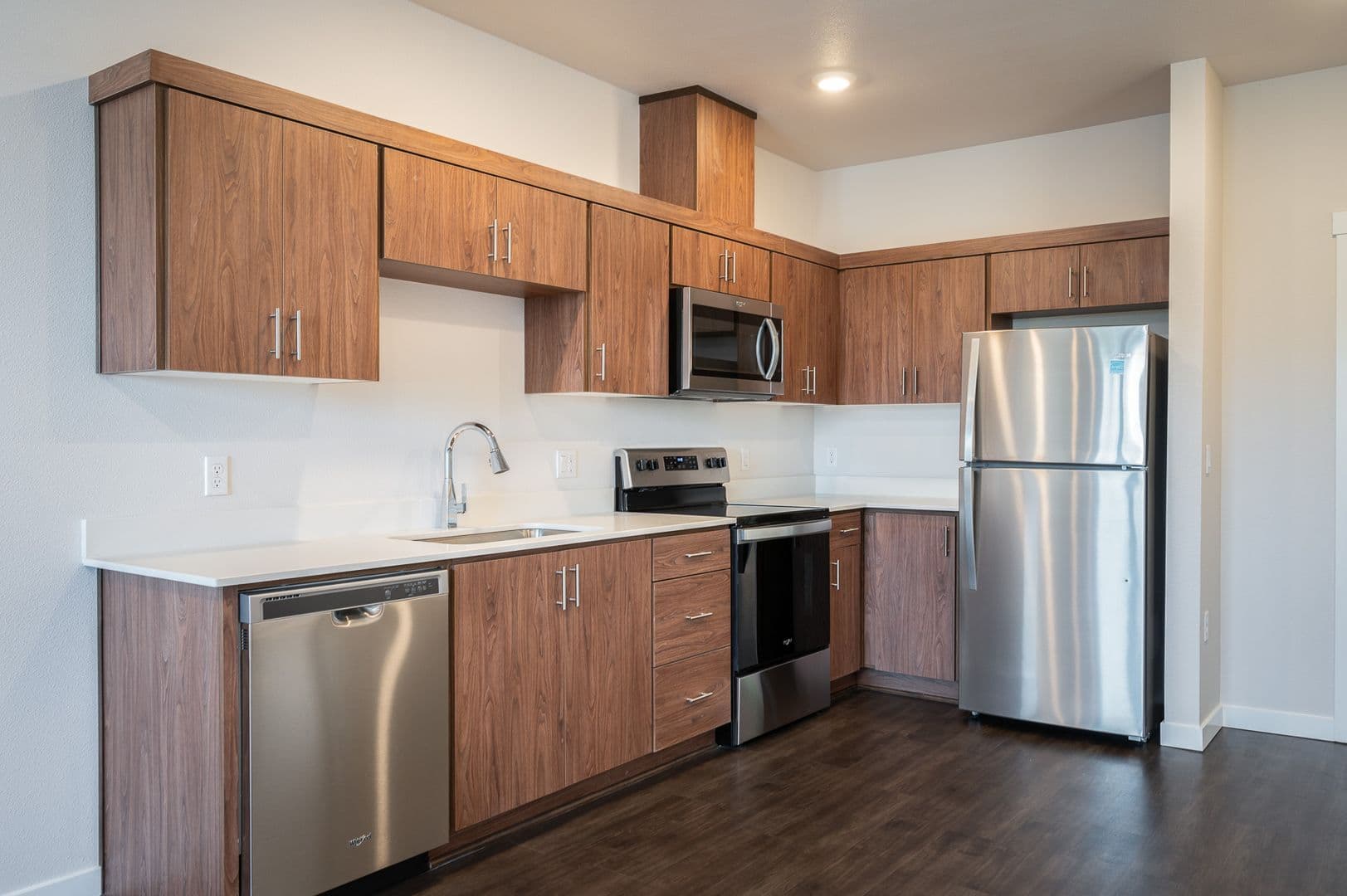 Portland Apartment: 1940 NW 25th Ave