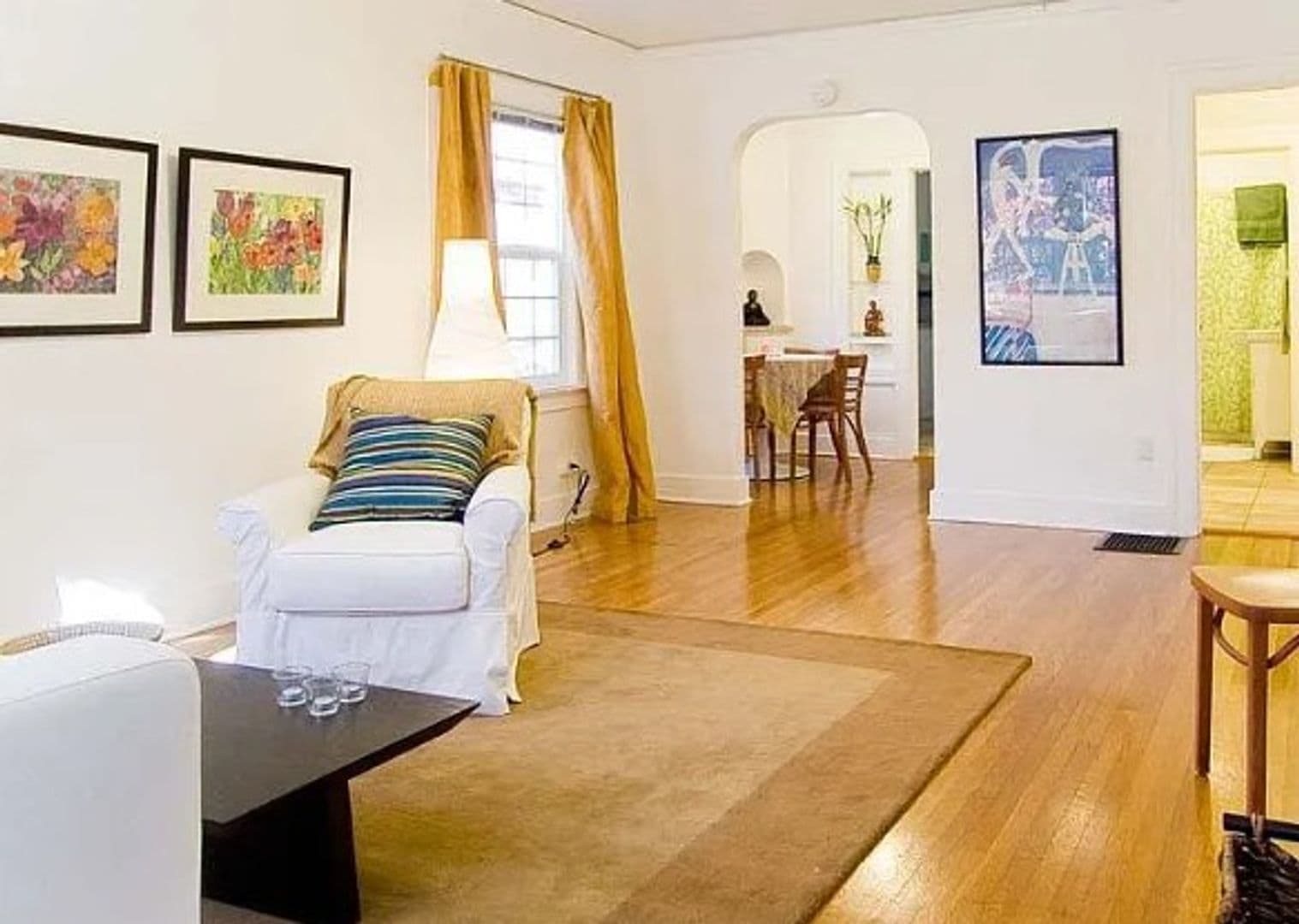 Portland Apartment: 2445 NW Quimby Street