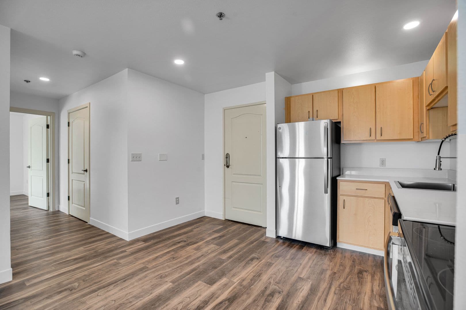 Troutdale Apartment: 1323 SW Cherry Park Road