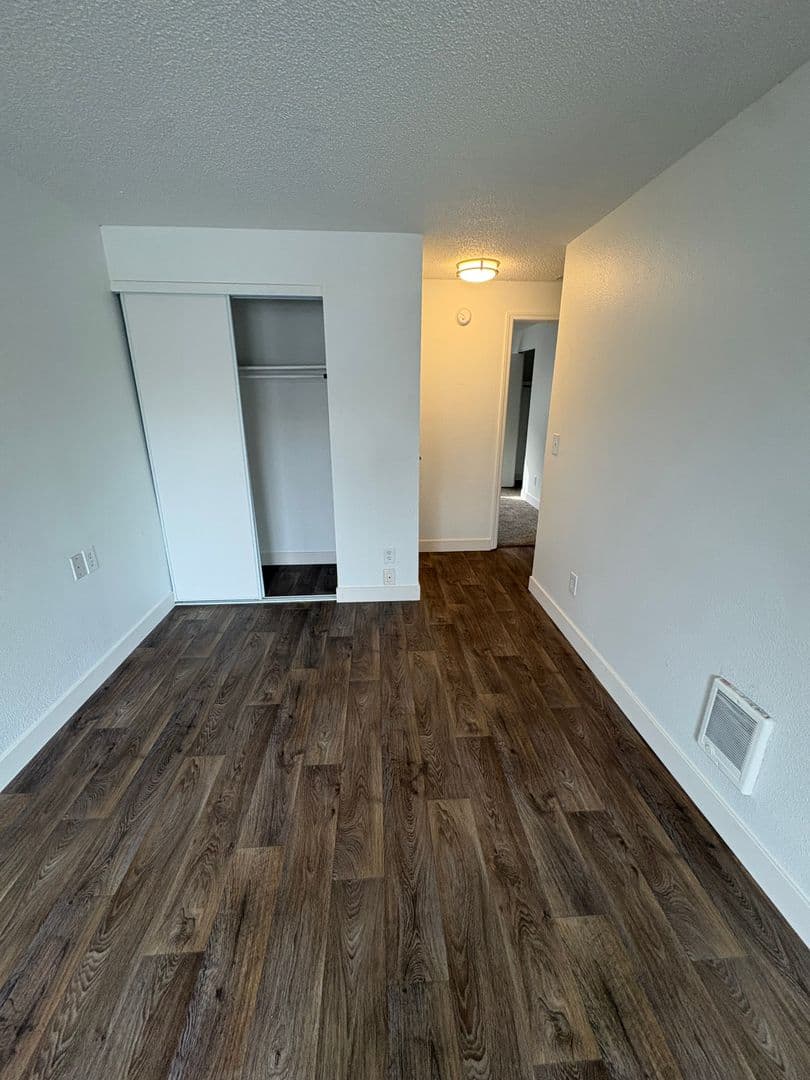 Portland Apartment: 3612 SE 28th Pl