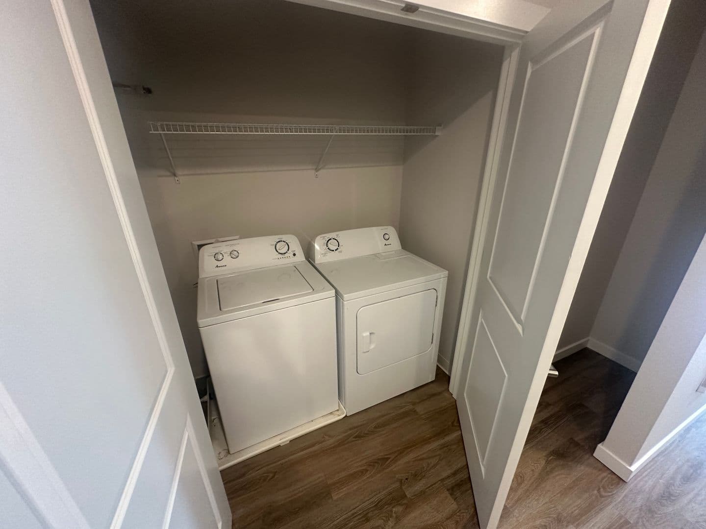 Portland Apartment: 1940 NW 25th Ave