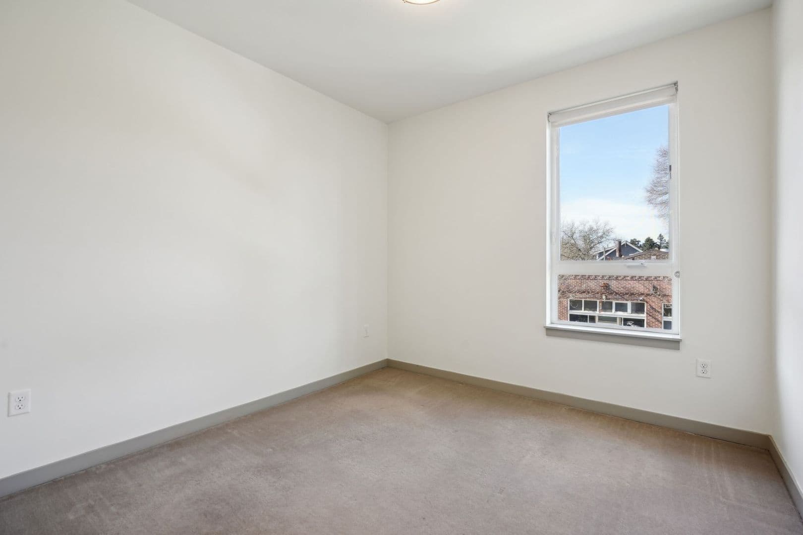 Portland Apartment: 3011 NE Killingsworth