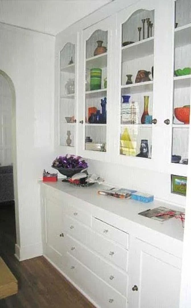 Portland Apartment: 2445 NW Quimby Street
