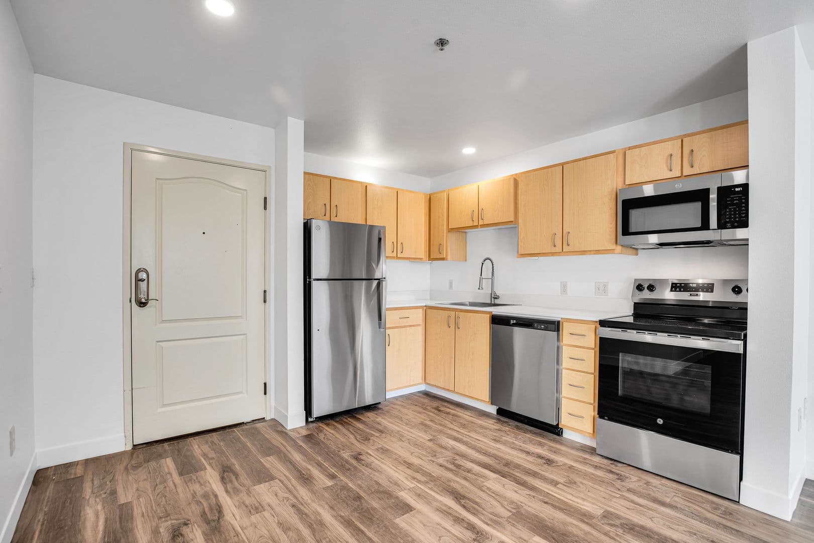Troutdale Apartment: 1323 SW Cherry Park Road