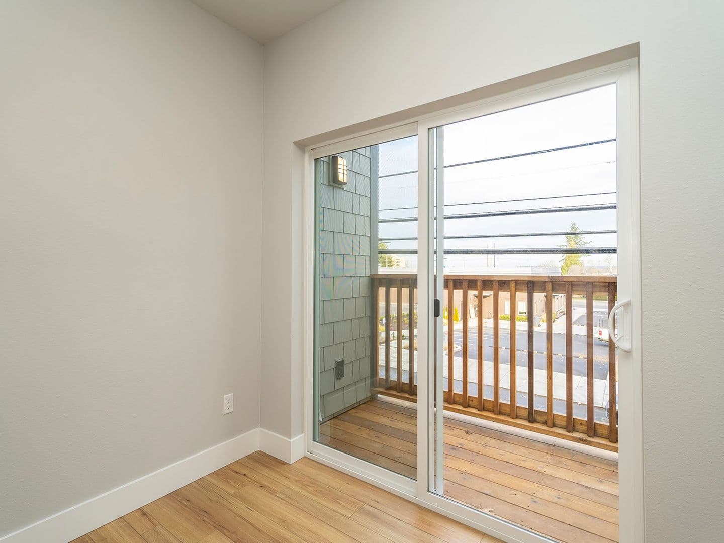 Portland Apartment: 436 NE Stafford St - 08