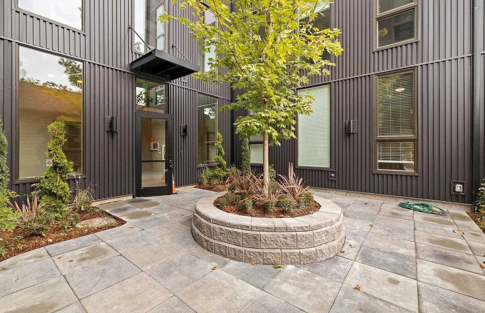 Portland Apartment: 4064 N Mississippi Ave.