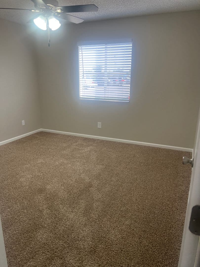 Reedley Apartment: 683 North Haney Avenue