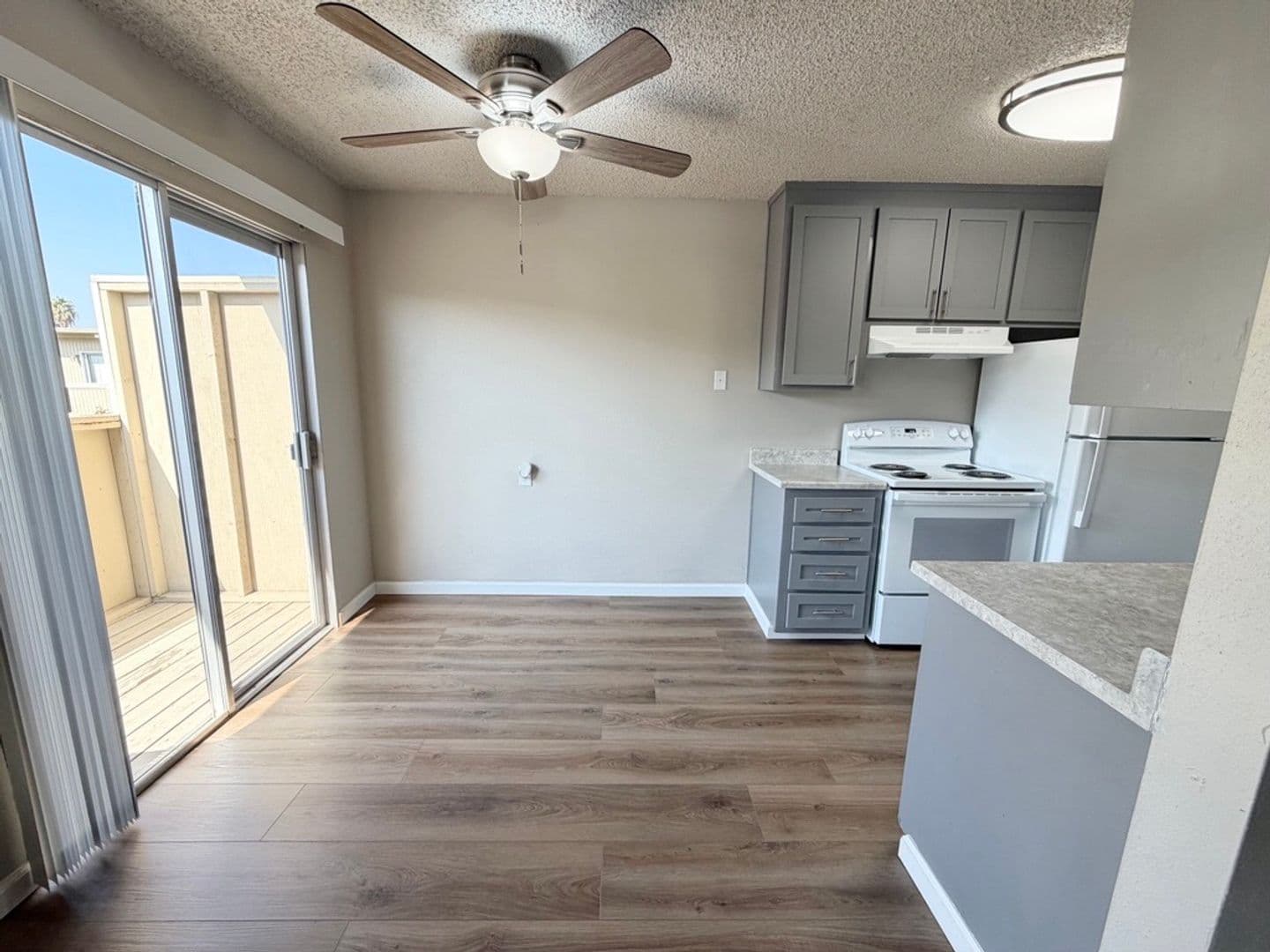 Clovis Apartment: 289 West Santa Ana Avenue