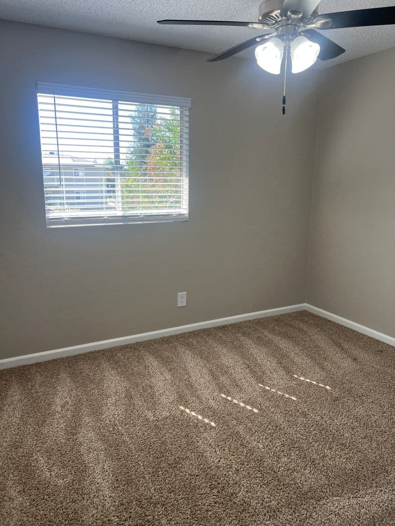 Reedley Apartment: 683 North Haney Avenue