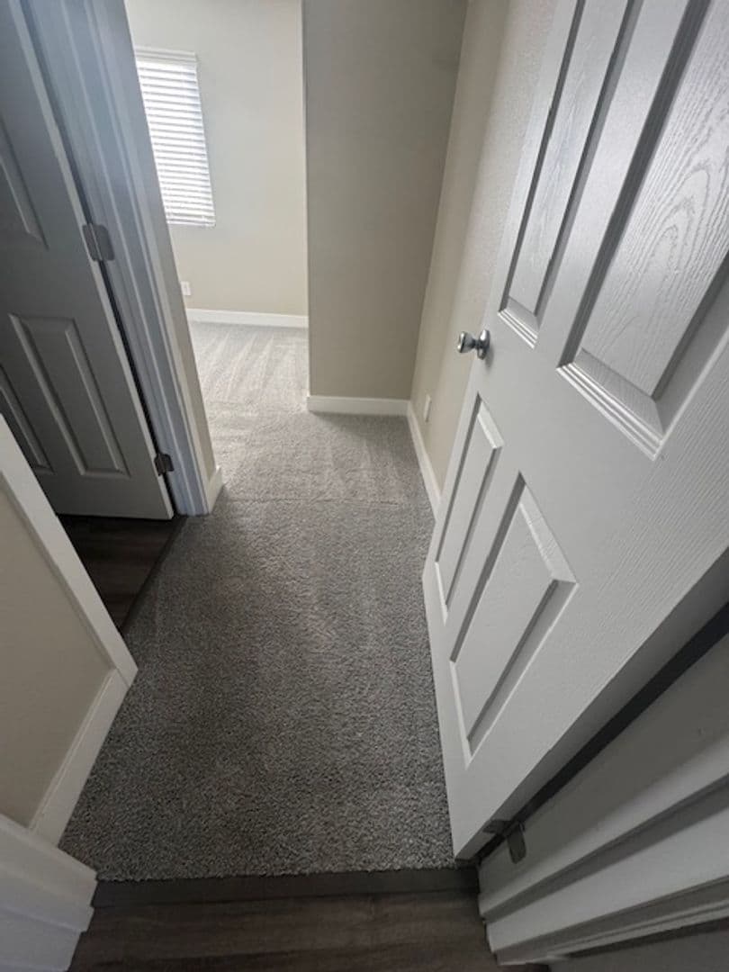 Woodland Apartment: 1180 Matmor Road