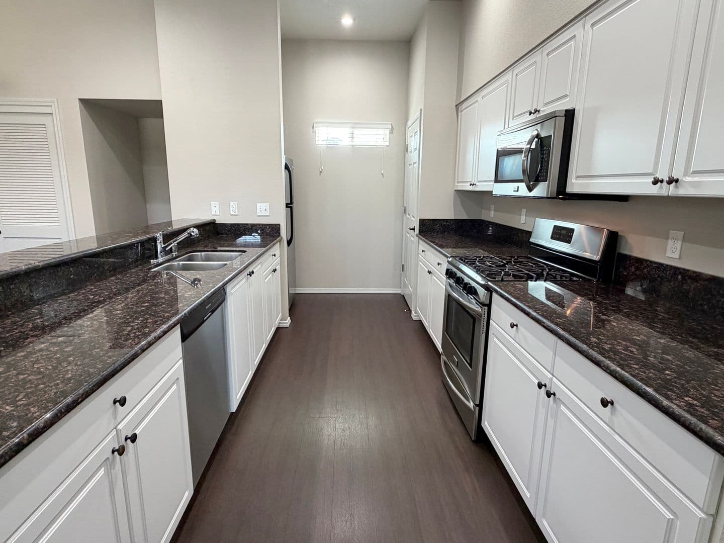 Clovis Apartment: 2627 Ashlan Avenue
