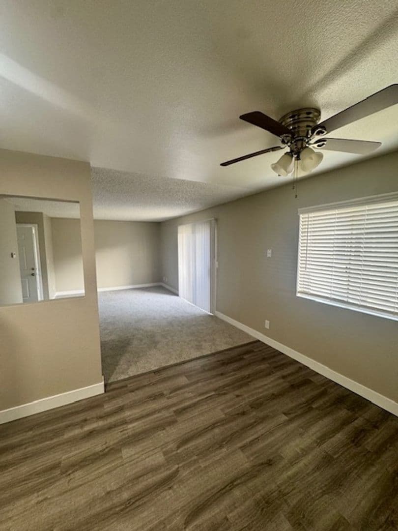 Woodland Apartment: 1180 Matmor Road