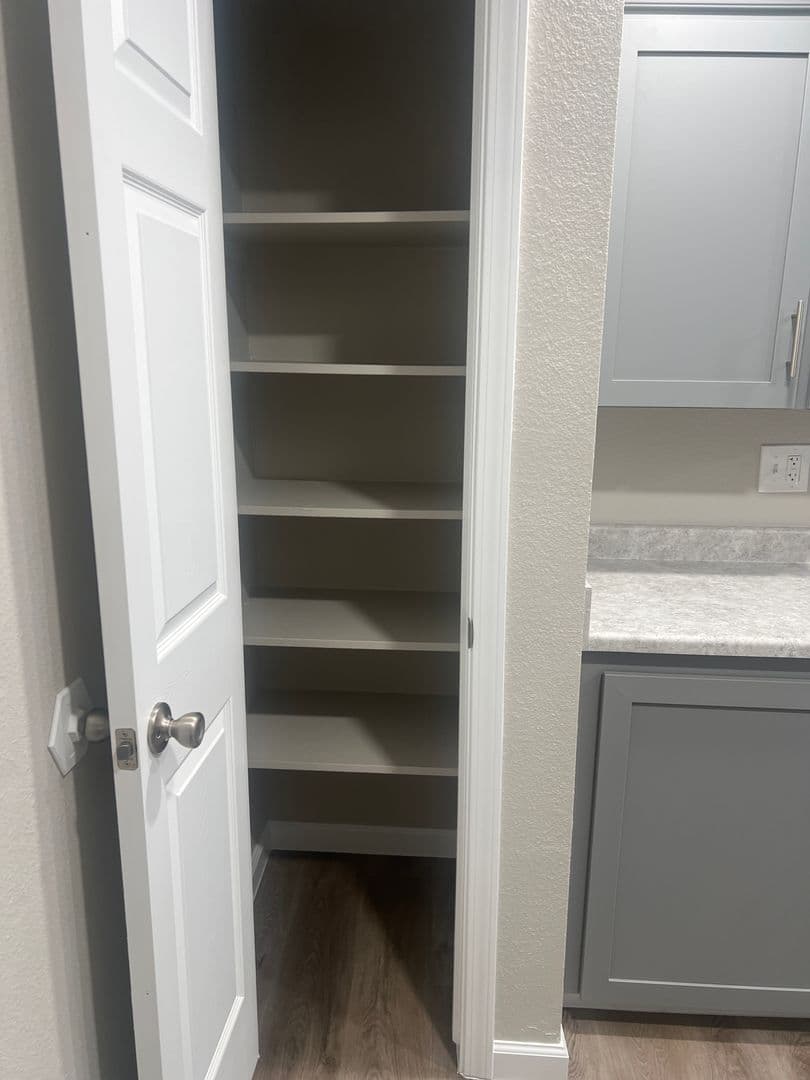 Reedley Apartment: 683 North Haney Avenue