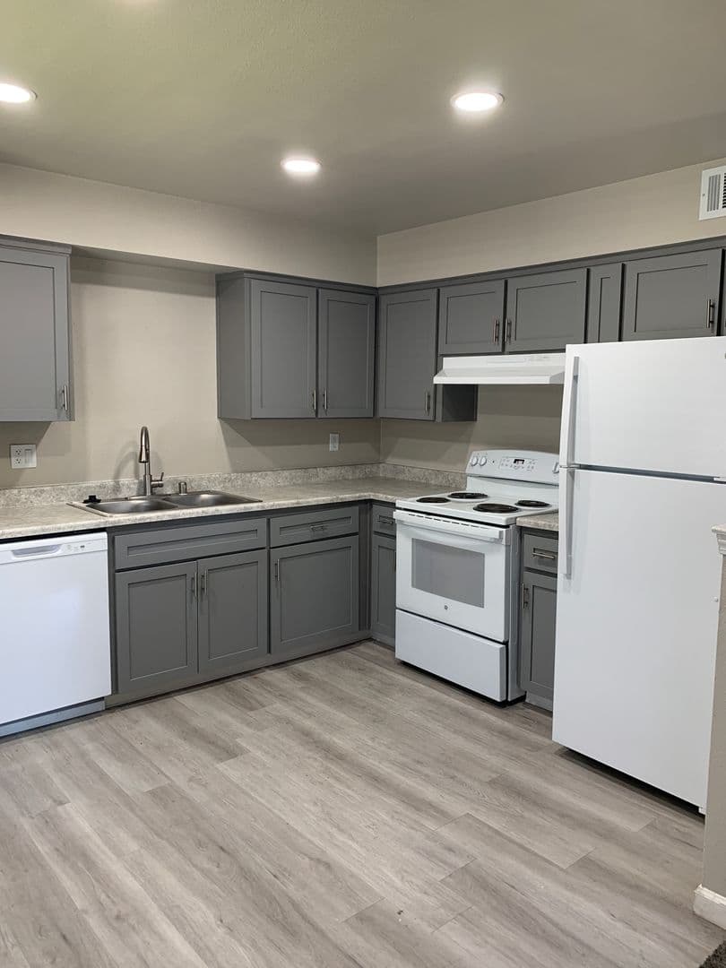 Paso Robles Apartment: 1227 Corral Creek Ave