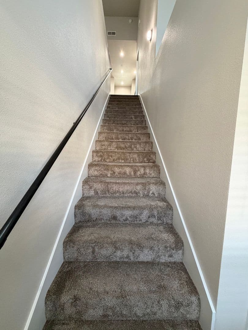 Clovis Apartment: 2627 Ashlan Avenue