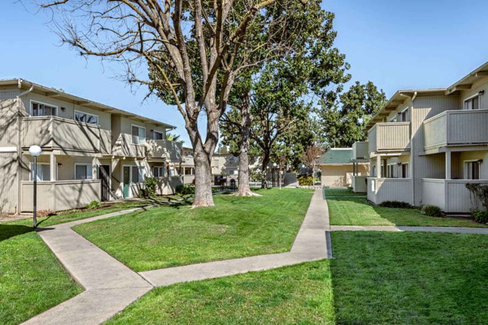 Modesto Apartment: 3709 Bridgeford Lane