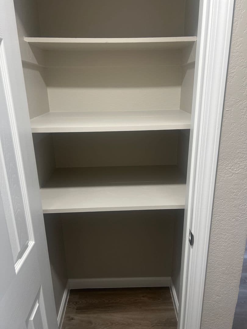 Reedley Apartment: 683 North Haney Avenue