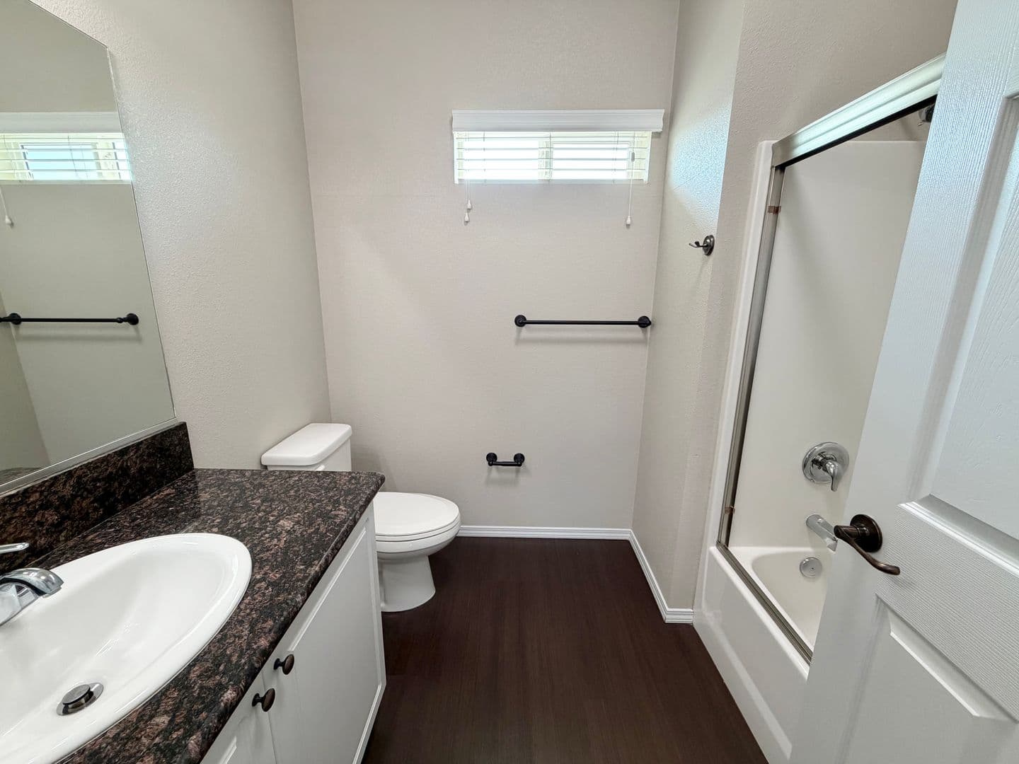 Clovis Apartment: 2627 Ashlan Avenue