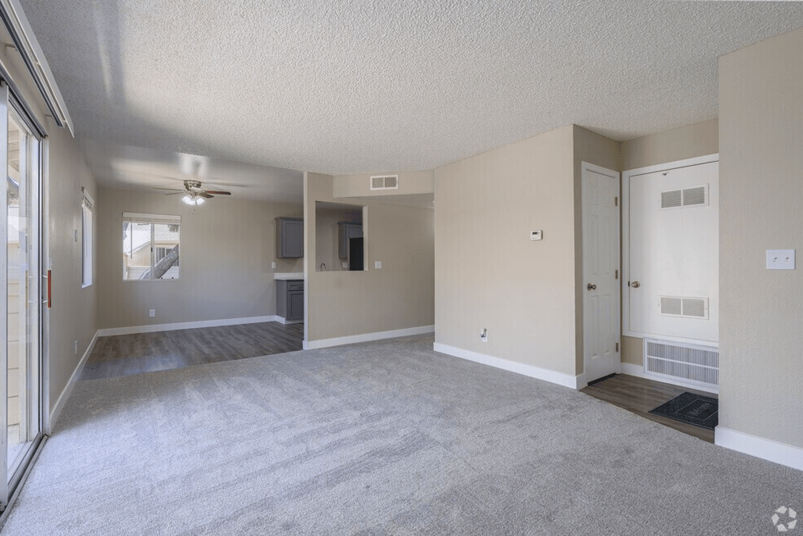 Woodland Apartment: 1180 Matmor Road