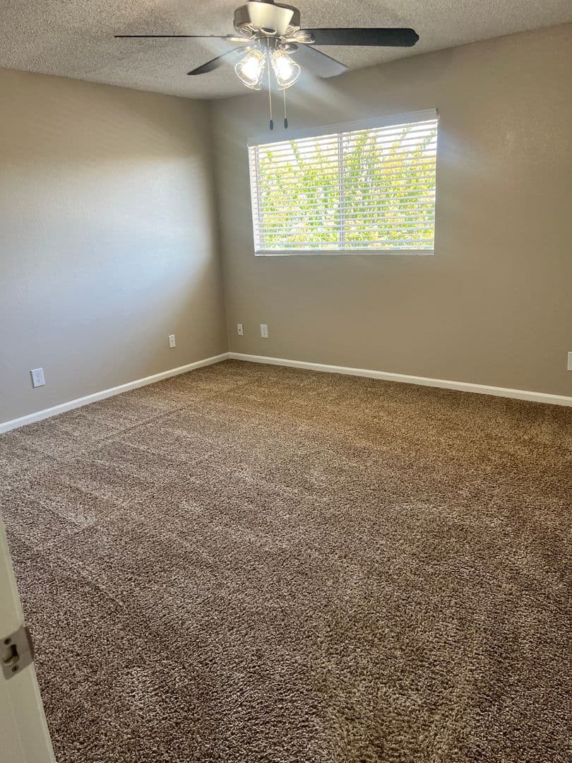 Reedley Apartment: 683 North Haney Avenue