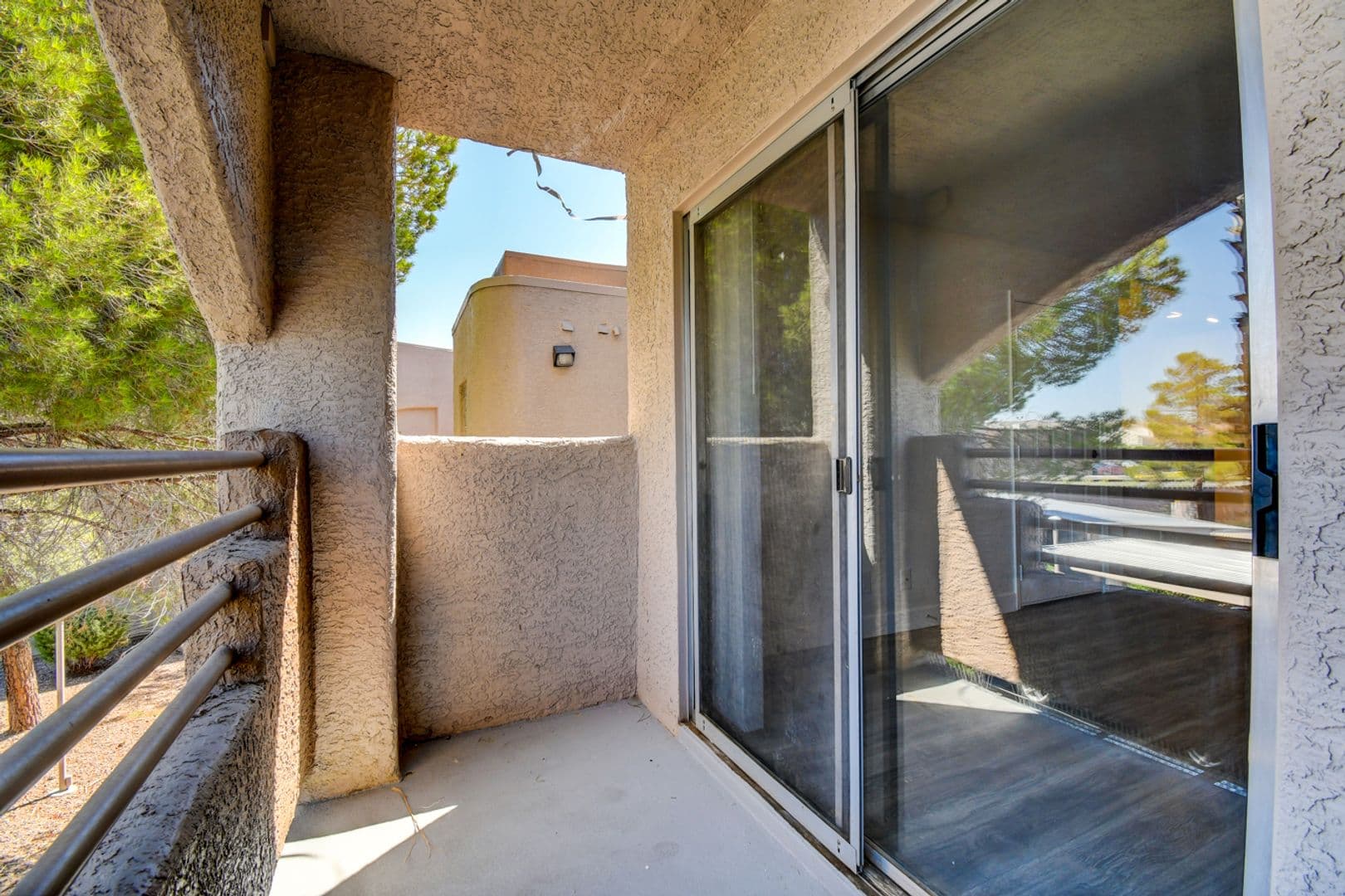 LAS VEGAS Condo: 6867 TAMARUS ST